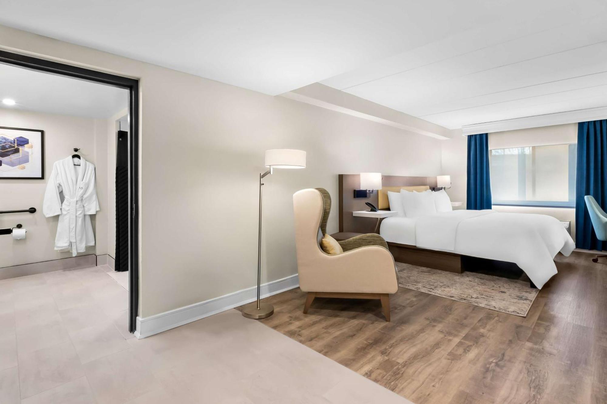 Latitude Suites Tinton Falls Eatontown - BW Premier Collection Eksteriør bilde