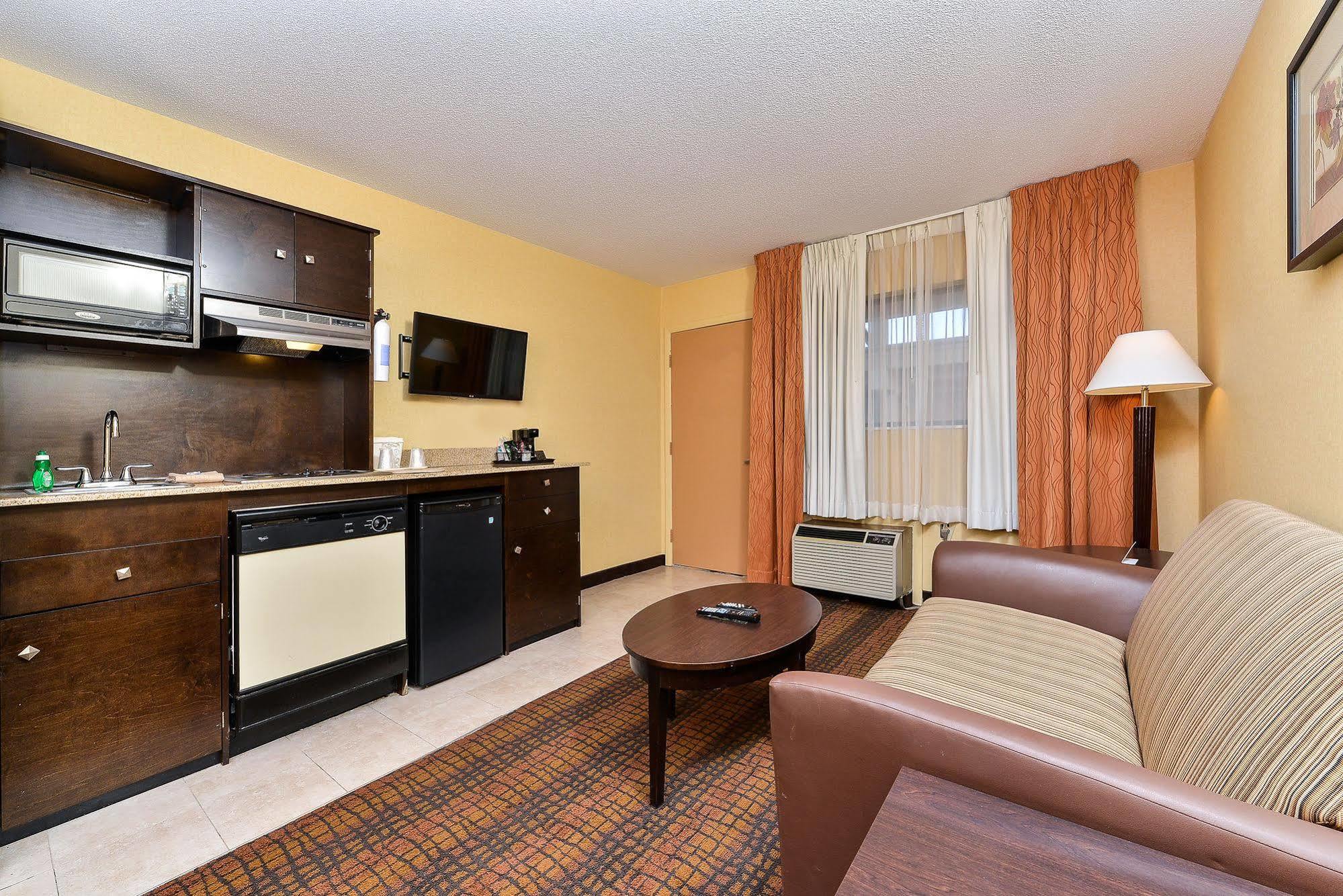 Latitude Suites Tinton Falls Eatontown - BW Premier Collection Eksteriør bilde